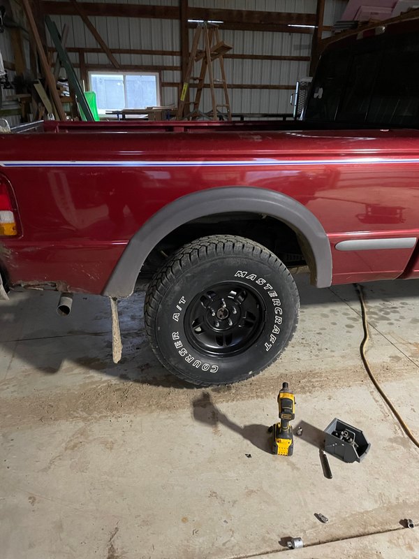 Black wheel fitted, Apr 30, 2022