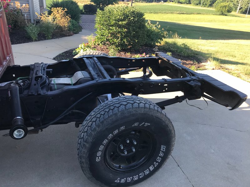 Bed off: rear frame and axle, Jun 27, 2022